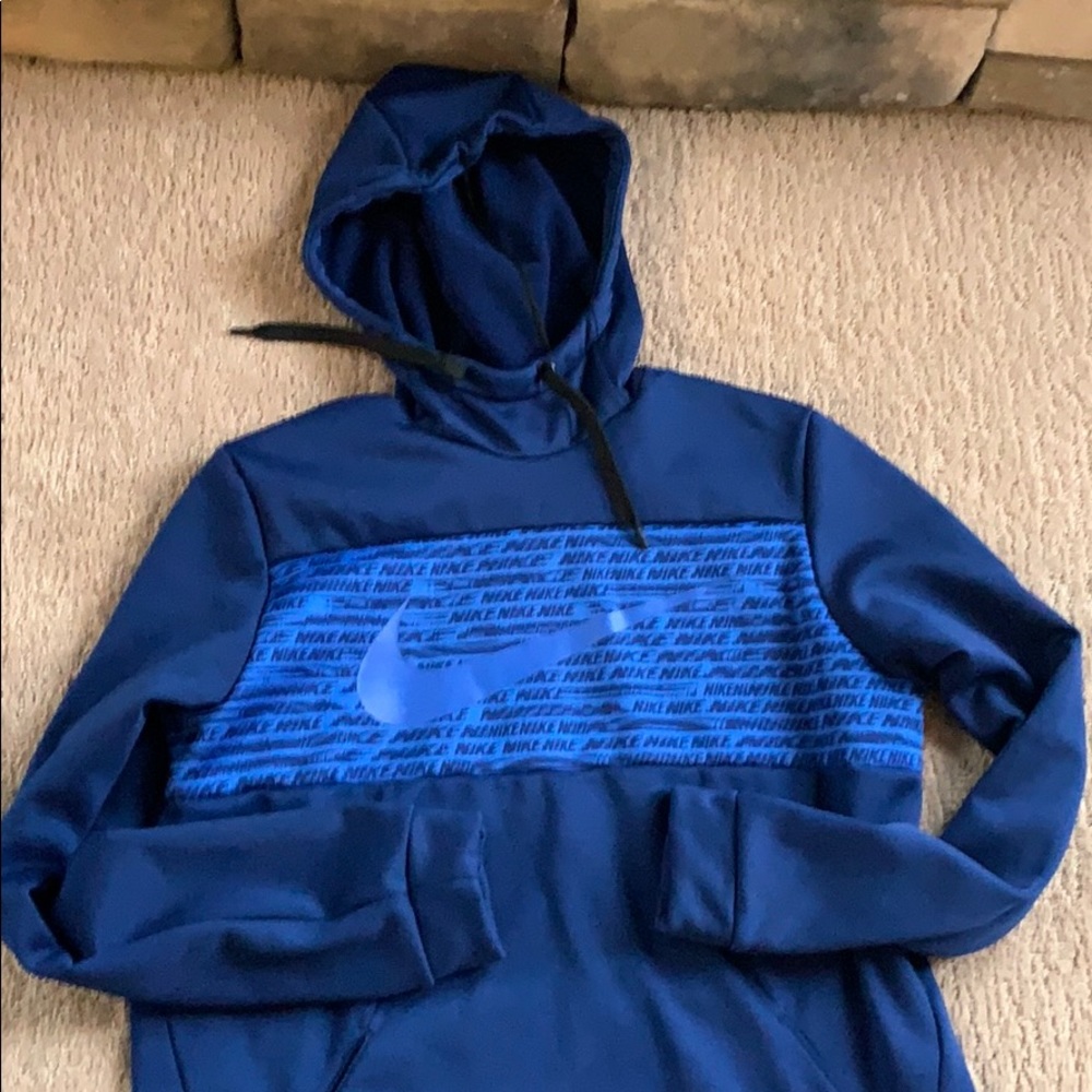 Nike Dri-fit medium hoodie